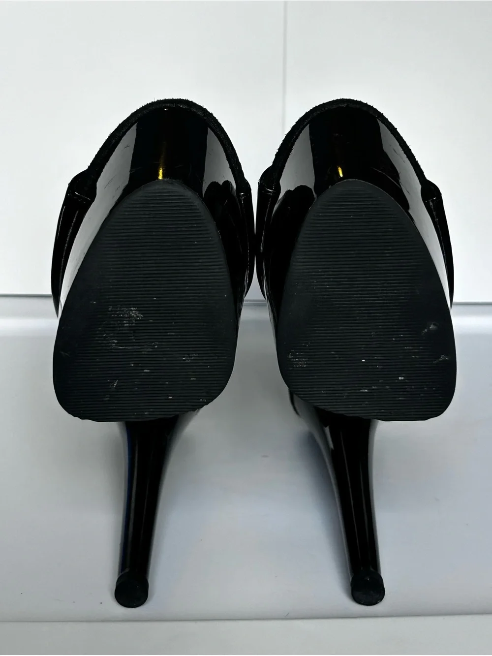 Pleaser striking black